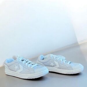 Converse Chuck Taylor Pro Blaze Low Men’s Sneakers – Size 8.5 or women’s 10